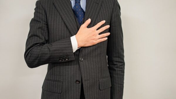 警察に行くべき？探偵に相談すべき？ストーカー・いじめ被害の正しい対処法