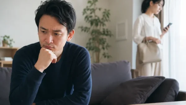 妻が浮気・不倫しているかも…そのとき夫が取るべき対処法と探偵に相談するメリット